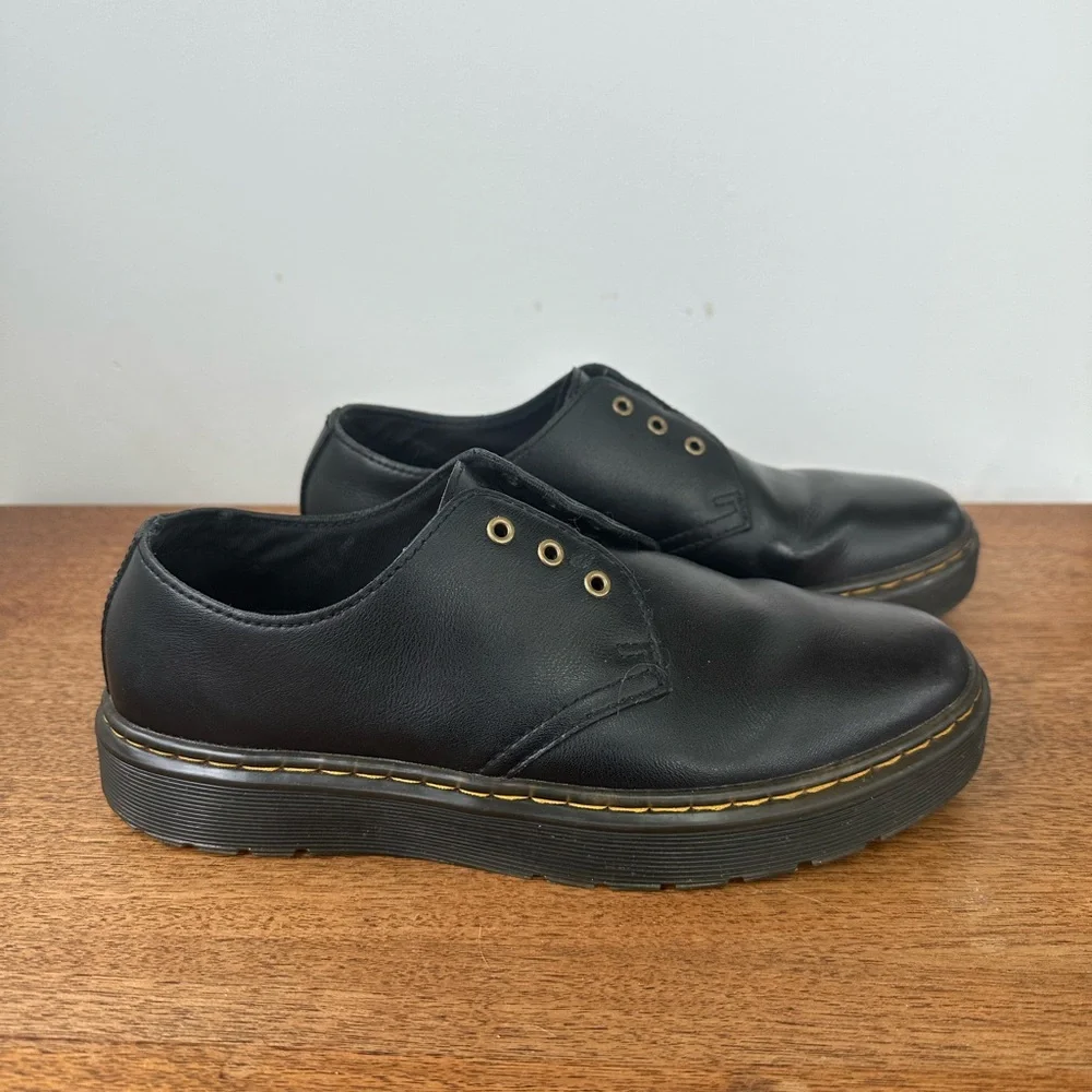 Classic Dr. Martens Zavala Lo - black  Leather oxfords - women’s 8, men’s 7 - Picture 6 of 11
